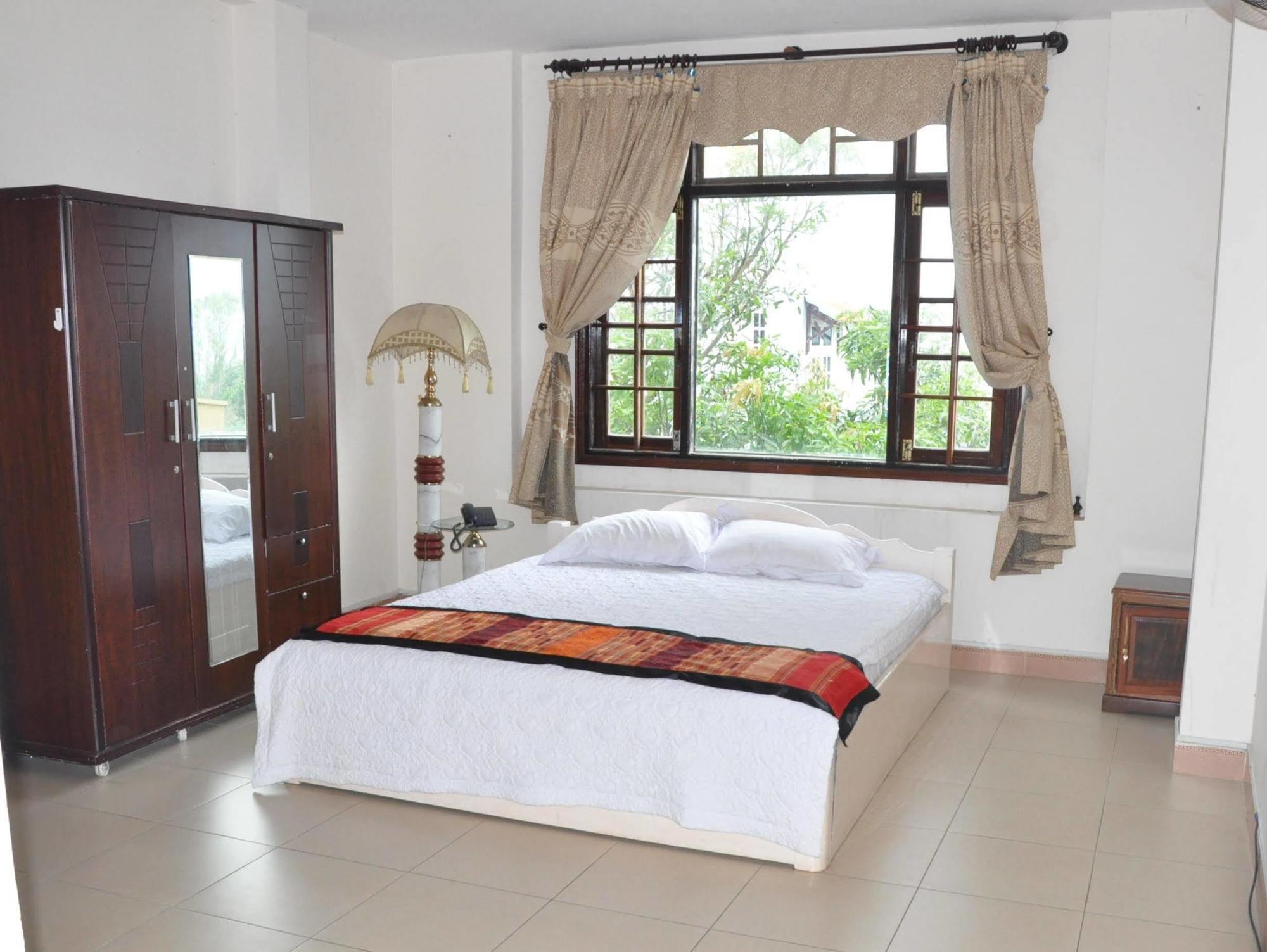 Oyo 1002 Champa Langco Hotel Cu Du Екстер'єр фото