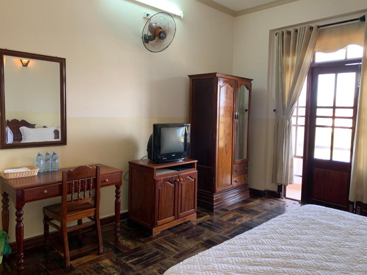 Oyo 1002 Champa Langco Hotel Cu Du Екстер'єр фото