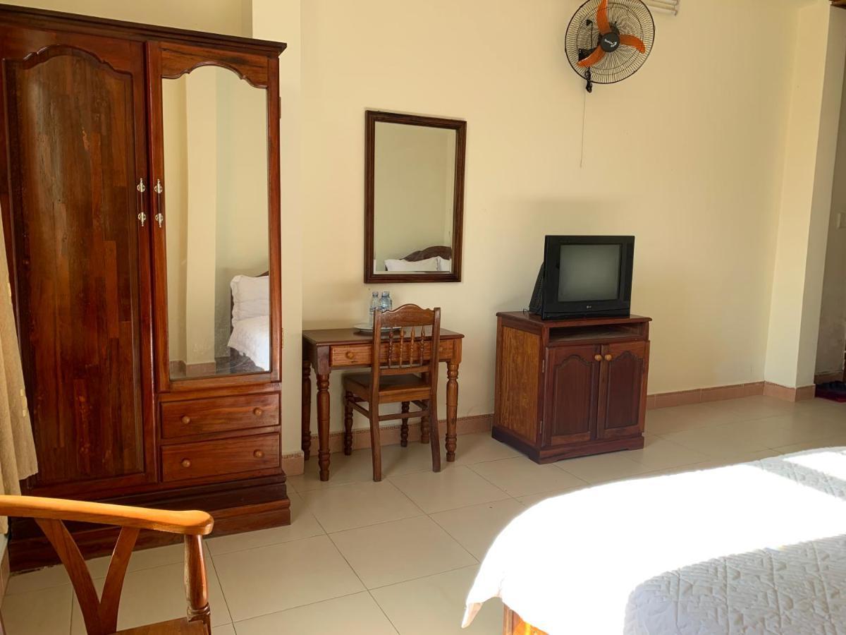 Oyo 1002 Champa Langco Hotel Cu Du Екстер'єр фото