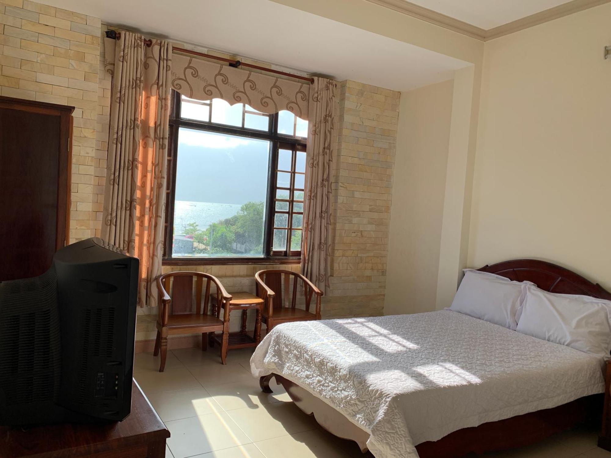 Oyo 1002 Champa Langco Hotel Cu Du Екстер'єр фото