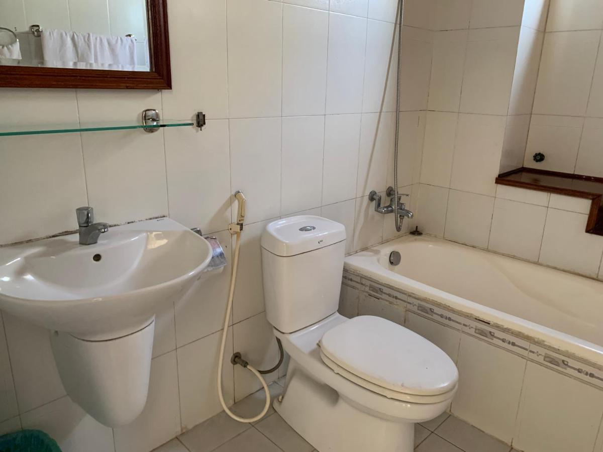 Oyo 1002 Champa Langco Hotel Cu Du Екстер'єр фото